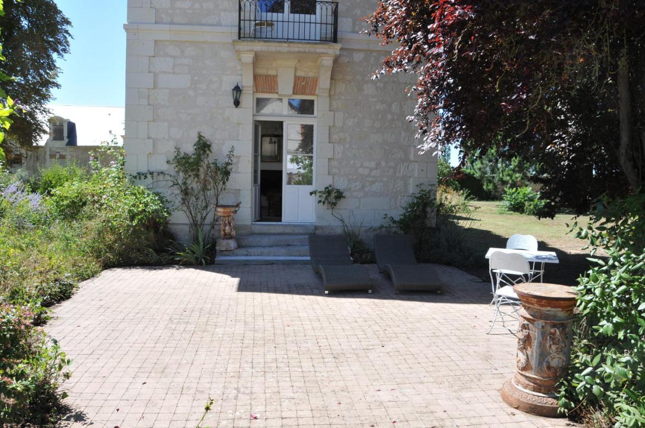 La Terrasse De L'Orangerie Du Chateau - Art Nouveau - Gite 2 Personnes Brain-sur-Allonnes Bagian luar foto
